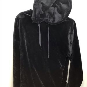 Black SherpA Hoodie Large